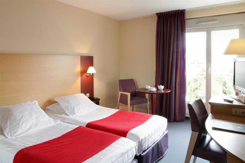 Hôtel ibis Styles Clermont-Ferrand Gare Exterior foto